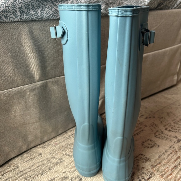 Blue Hunter Rain Boots - Picture 5 of 7